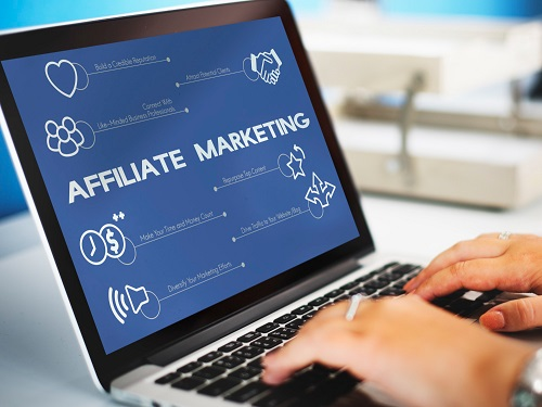 Một câu chuyện thành công từ Affiliate Marketing: "Từ sinh viên đến blogger du lịch kiếm tiền triệu"